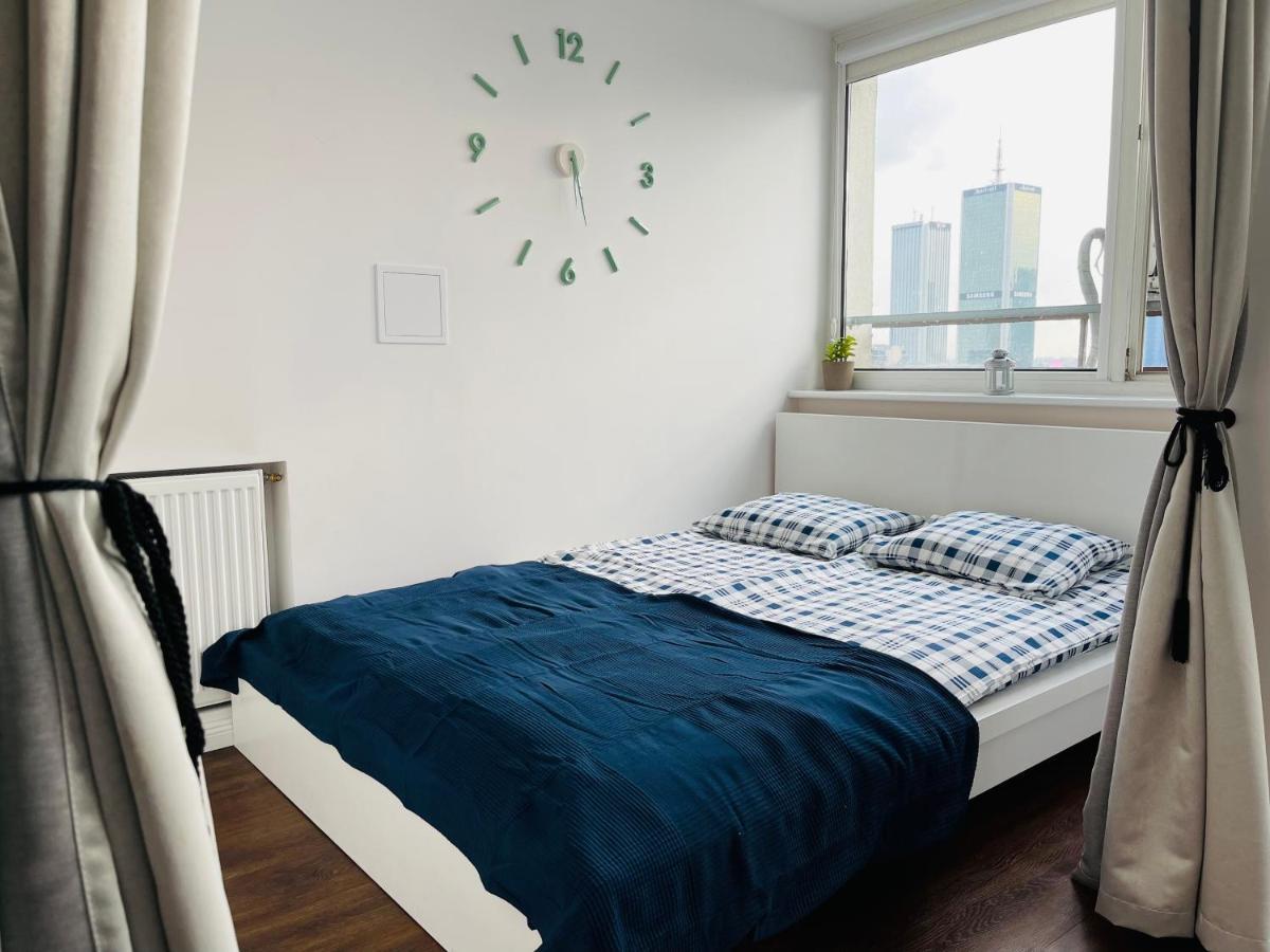 Prestige Apartment Zlota Opposite Palac Kultury Viewpoint 9Th Floor Varsovia Exterior foto